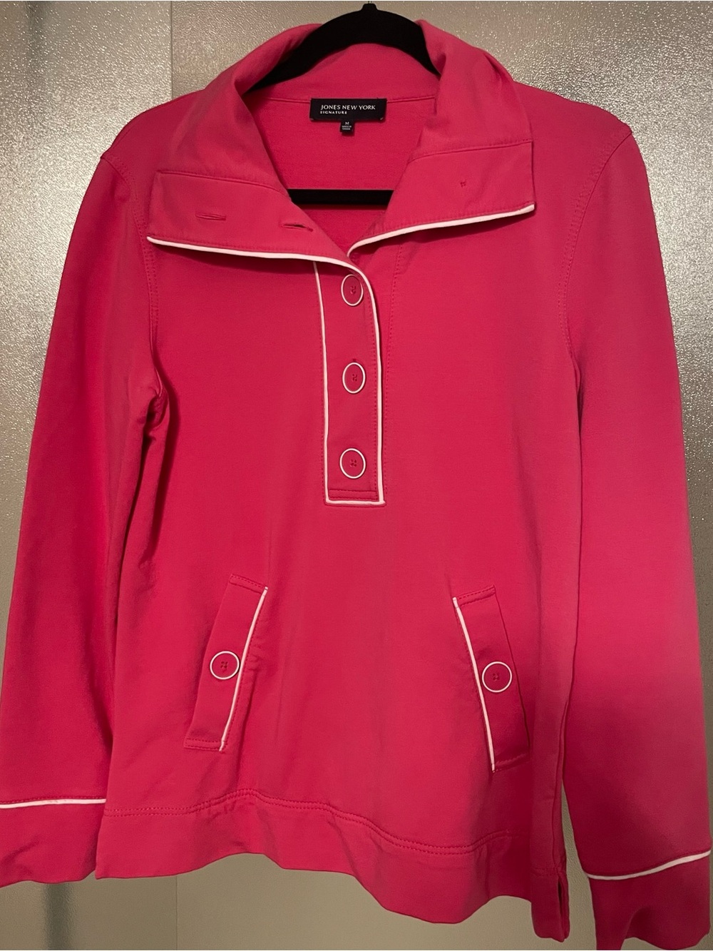 Jones New York Hot Pink Button-Placket Pullover with White Piping